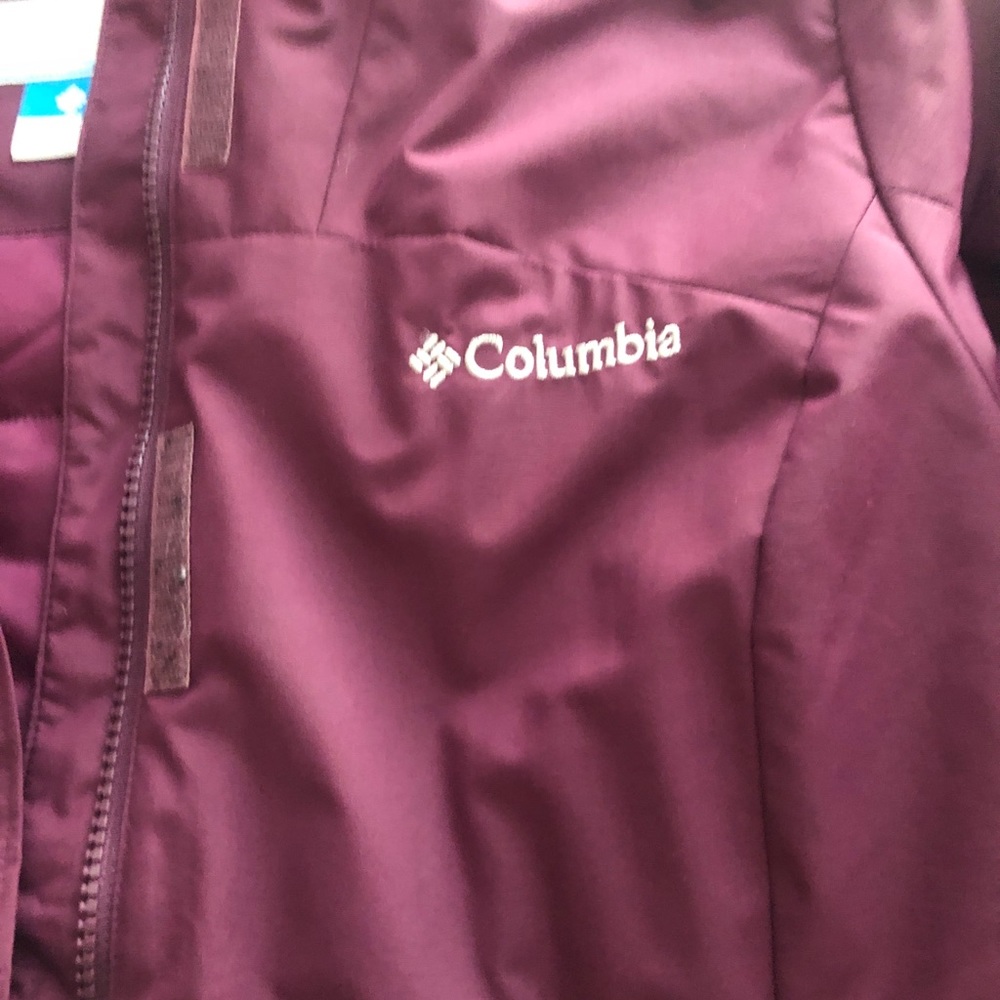 Columbia hiking jacket purple/burgundy colour - Picture 3 of 4